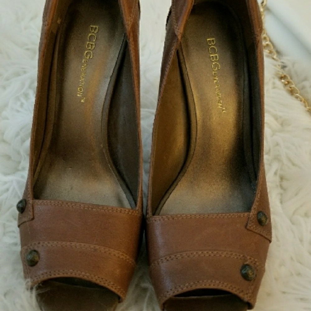 BCBGeneration  Heels - Picture 2 of 6